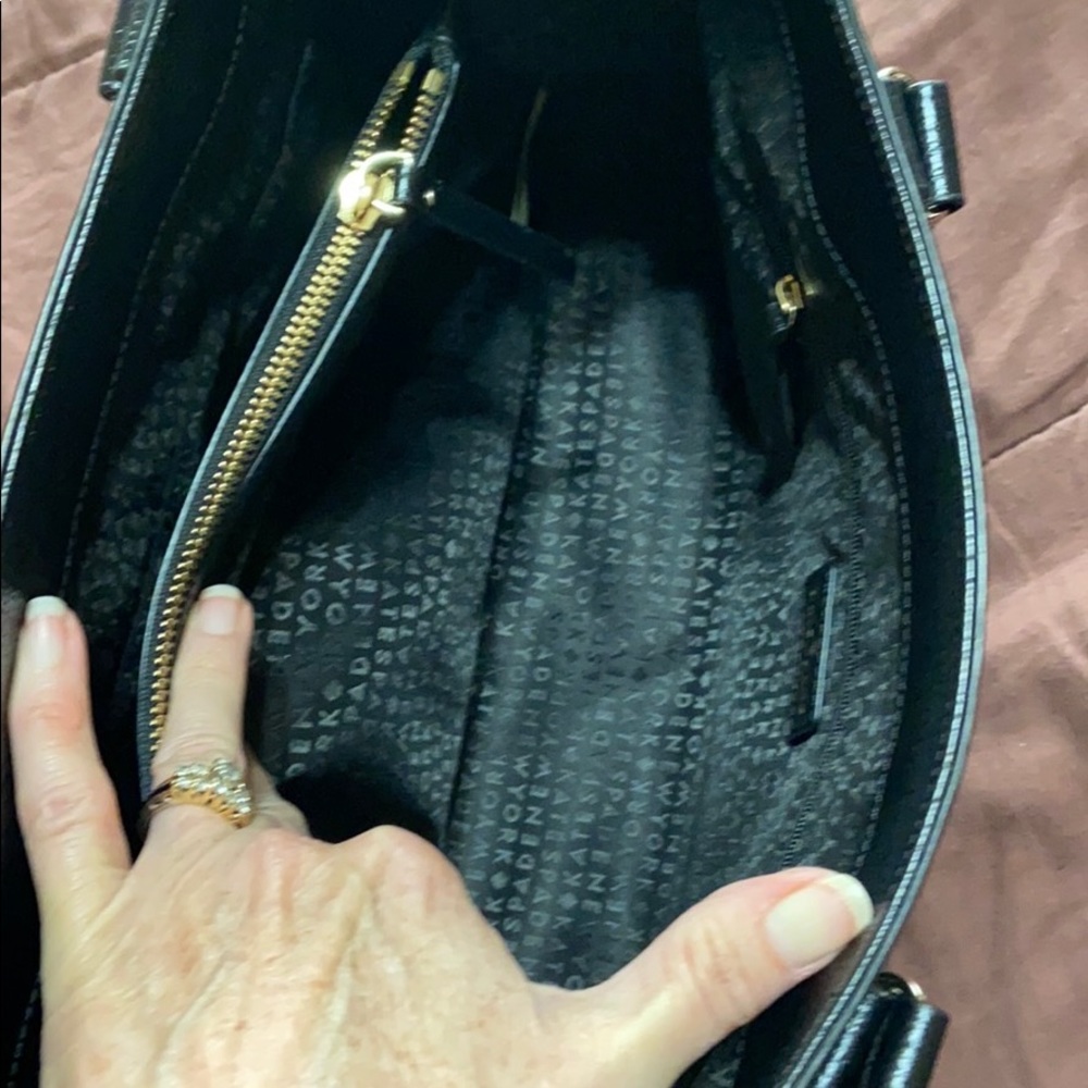 Kate Spade Handbag. New Condition! - Picture 7 of 16